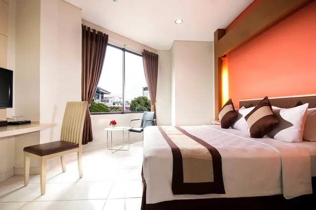 Deluxe, King Bed, Hotel 88 Jakarta - Mangga Besar VIII 3/7