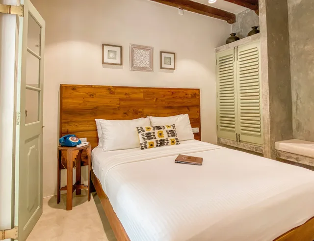 Standard, Queen Bed, Courtyard Area، The Bartizan 2/4