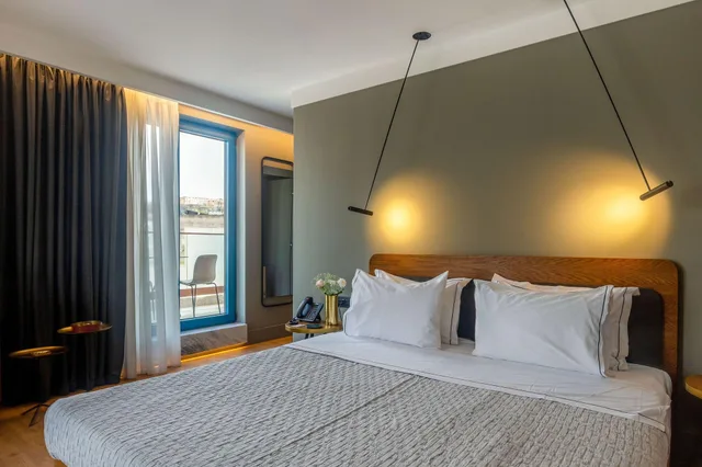 2 Bedrooms, Suite, Acropolis View, Balcony، Bob W Eolou 2/8