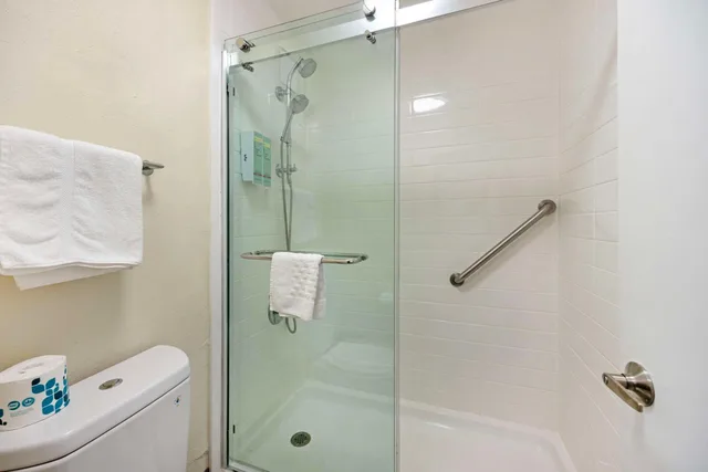 غرفة بسريرين كوين، Motel6 Warren, MI - Detroit East 1/4