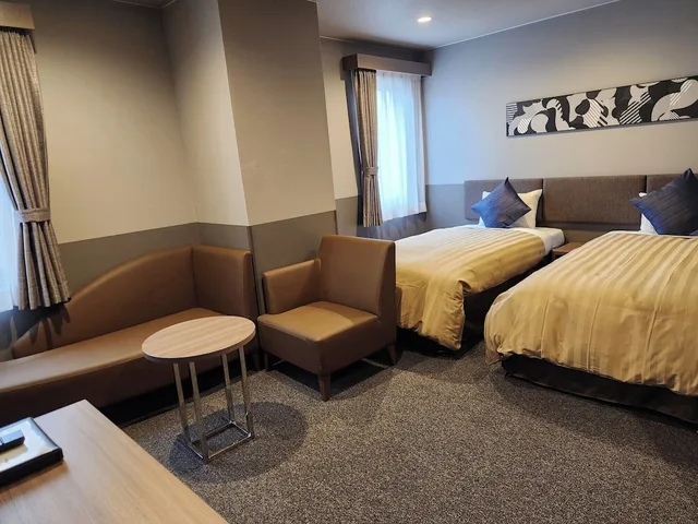 غرفة ديلوكس بسريرين منفصلين للمدخنين، Hotel Sun Royal Kawasaki 1/1