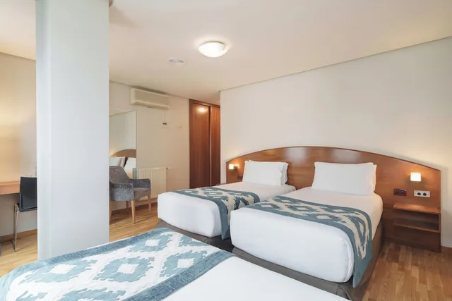 غرفة ثلاثية بثلاثة أسرّة، Exe Hotel El Magistral 4/6