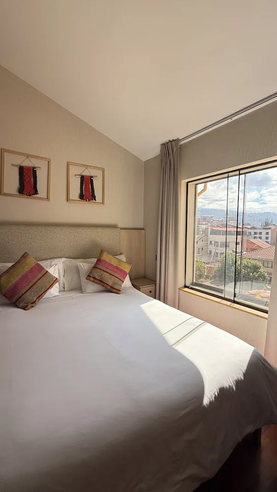 غرفة ثلاثية بسرير مزدوج وسرير بطابقين، Torre Dorada 2/10