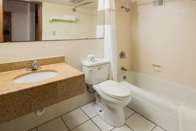 2 Full Bed، OYO Hotel Morton/Peoria IL I-74 6/6
