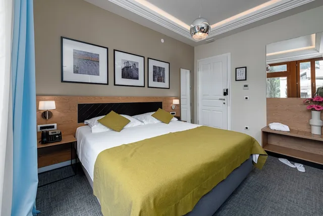 غرفة بسرير كوين بشرفة، Boutique Villa Filaus 4/10