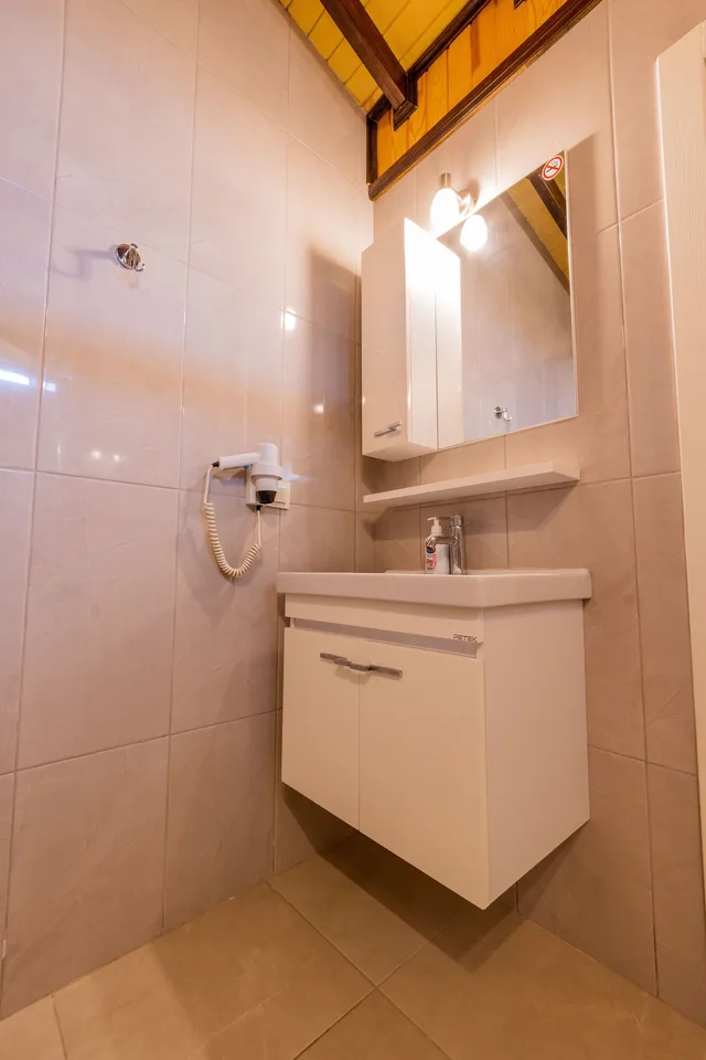 1 Bedroom, 1 Double and 1 Single Bed, Adult Only, Caretta Caretta Pension 4/4