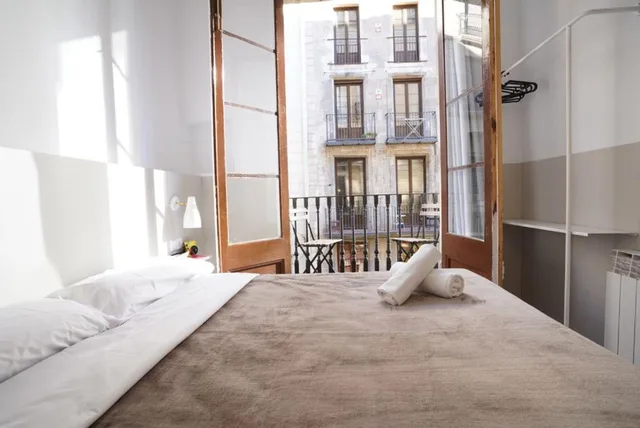غرفة بسرير مزدوج بشرفة، Hostal Hera 2/2