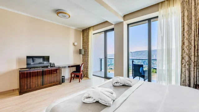 غرفة بسرير كينج، Lisi Hills Hotel 5/10
