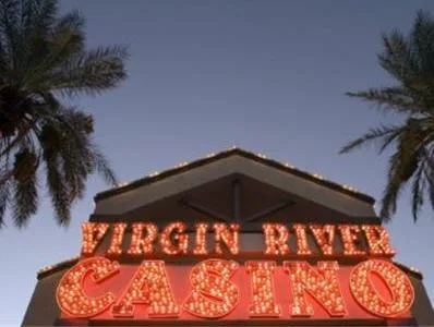 غرفة ديلوكس بسرير مزدوج، Virgin River Hotel and Casino 2/2