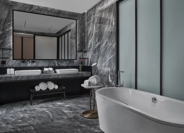 جناح جونيور بسرير كينج بمنطقة جلوس، InterContinental Shenzhen WECC 2/2