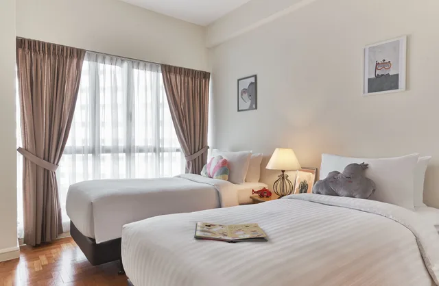 شقة بسرير كوين وسريرين منفصلين بغرفتي نوم، Village Residence Hougang 1/10