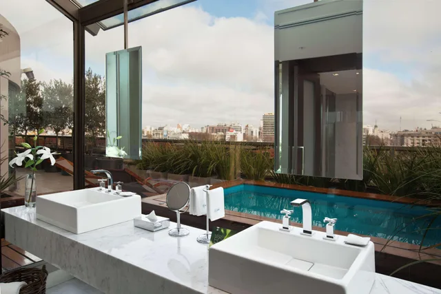 جناح بسرير كينج بشرفة بمنطقة جلوس في الطابق العلوي، Hotel Madero, WorldHotels Elite 1/1