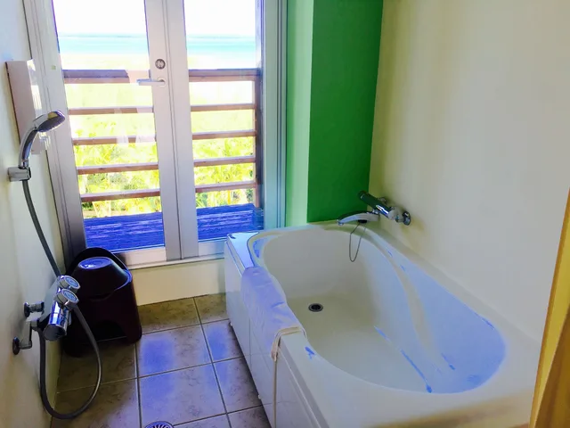 Green, King Bed, Ocean View, Sofa، Ma-Blue Garden House 3/4