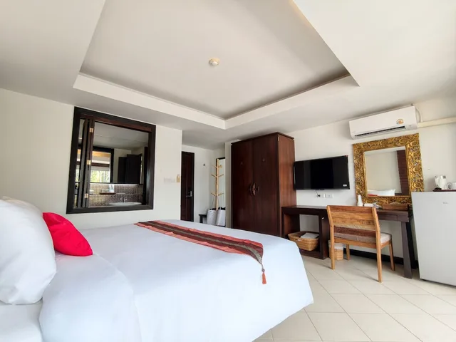 غرفة قياسية بسرير كوين بإطلالة على المسبح، Wild Orchid Villa Krabi 3/10