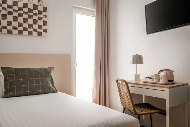 Standard, Single, Single Bed, Hotel Margarit 2/10