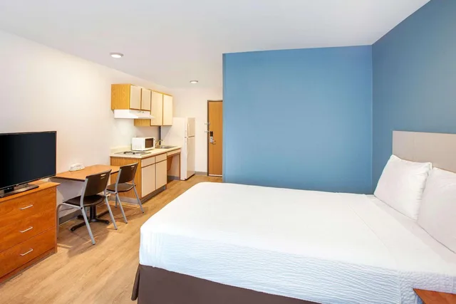 غرفة بسرير مزدوج لذوي الإعاقة، Woodspring Suites Pharr 2/5