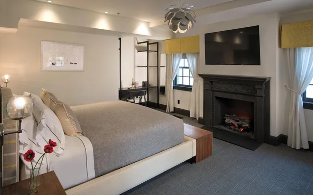 غرفة ديلوكس بسرير كينج، The Avery Georgetown 1/1