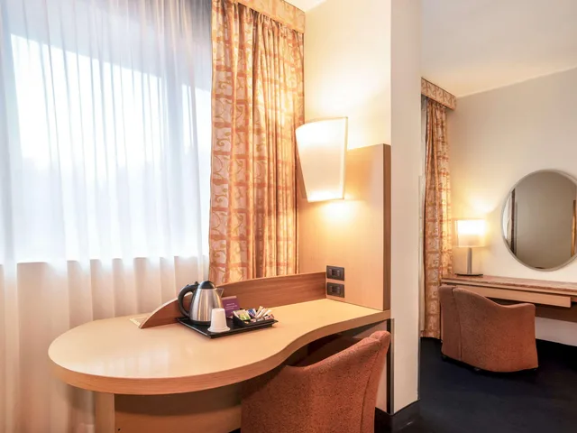 Standard, Twin Beds, Mercure Roma West 8/8