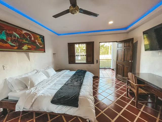 غرفة كلاسيكية بسرير كينج، Hotel Casona Montañesa Quindío 1/4