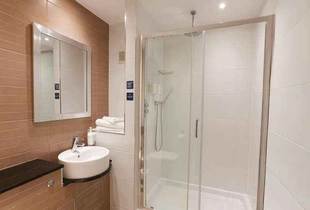 Executive King, Thistle London Heathrow Terminal 5 Hotel 5/5