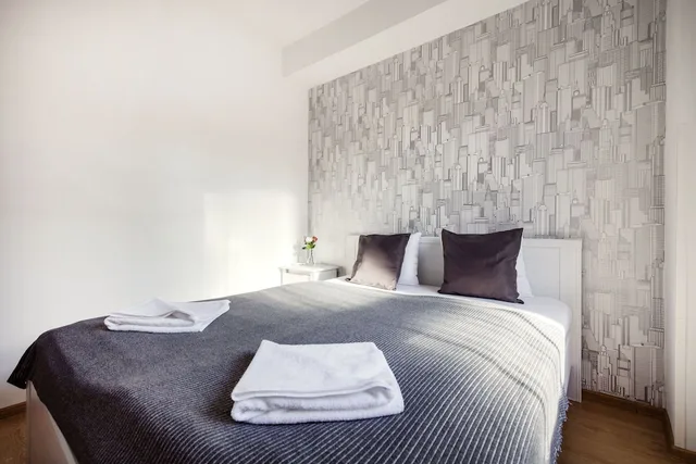 3 Bedrooms, Superior, Apartment, 3 Queen Beds, City View, Sofa, Balcony, Grand Budapest Penthouse 3/10