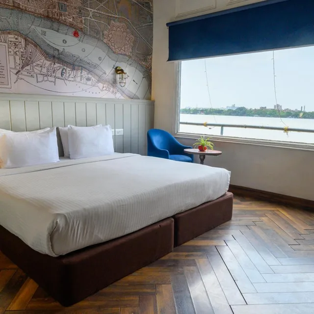 Heritage Cabin with Deck، Polo Floatel Kolkata 4/10