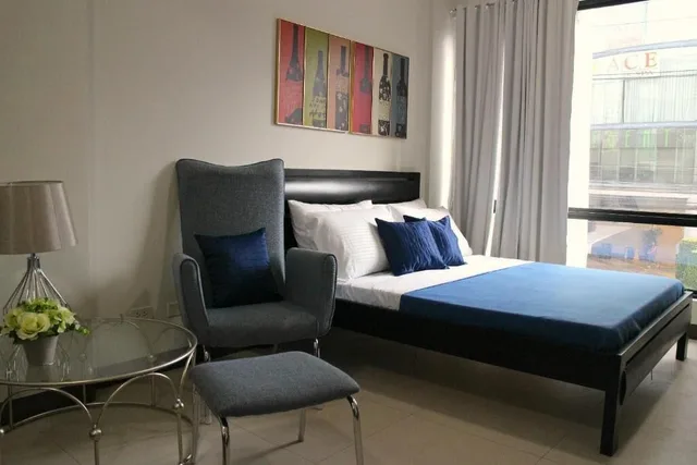 غرفة بسرير مزدوج، Urban Hostel Makati 2/2