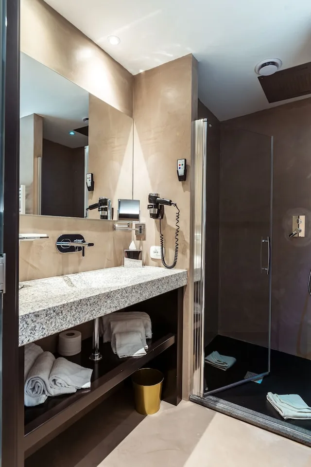 Family Suite, Queen Bed, Sauna, Hot Tub، La Locanda Del Conte Mameli 1/1