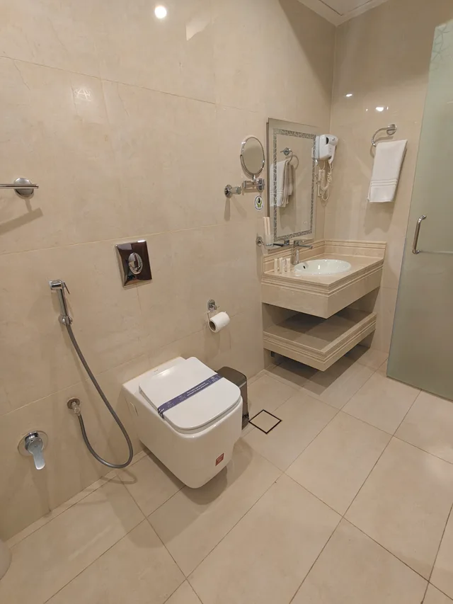 غرفة قياسية بسرير كينج، Smayah Residence 8/10