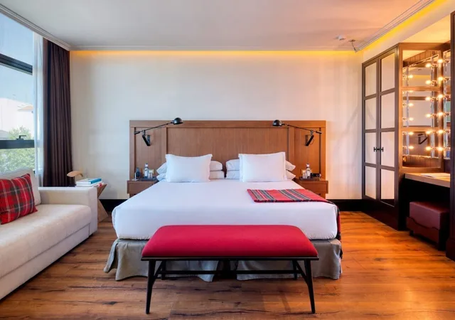 جناح جونيور مفردة بسريرين منفصلين، Only You Hotel Atocha 6/9