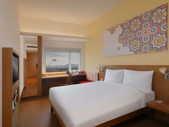 غرفة ديلوكس بسرير مزدوج بإطلالة على الجبل، Ibis Pune Hinjewadi 3/5