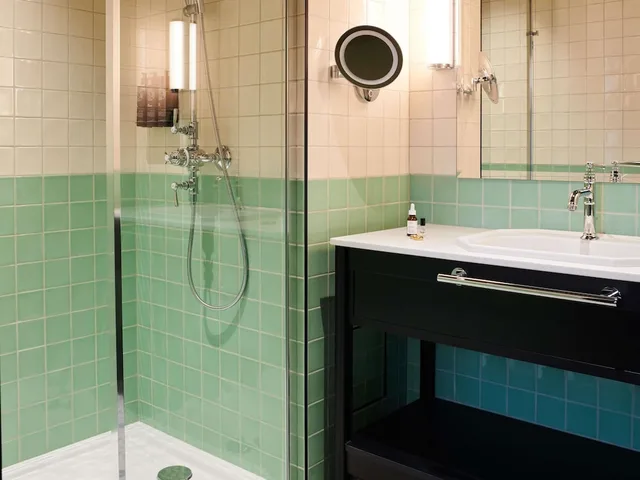 غرفة سوبيريور بسرير كينج، Square Lodge Hotel La Roche sur Yon - Handwritten Collection 4/5