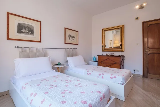 Room, Twin Beds, External Bathroom، Cristina Rossi Bed and Breakfast 7/10
