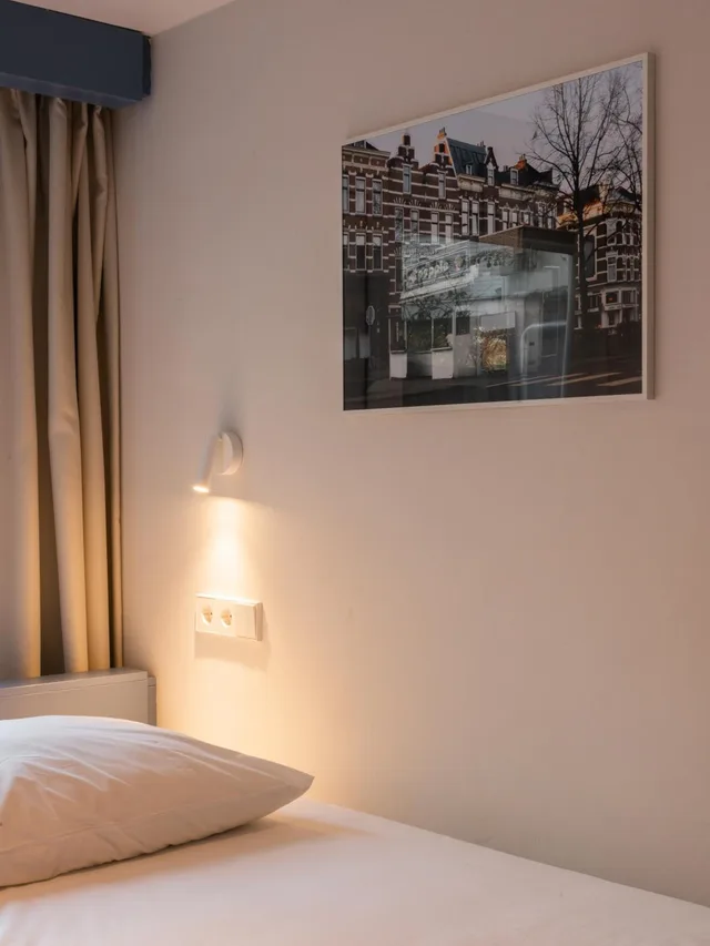 غرفة اقتصادية بسرير كوين، 171. Urban Design Hotel 3/5