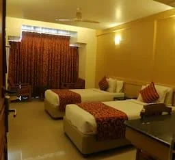 غرفة ديلوكس تنفيذية، Oyo 8169 Hotel Salem Castle 1/1