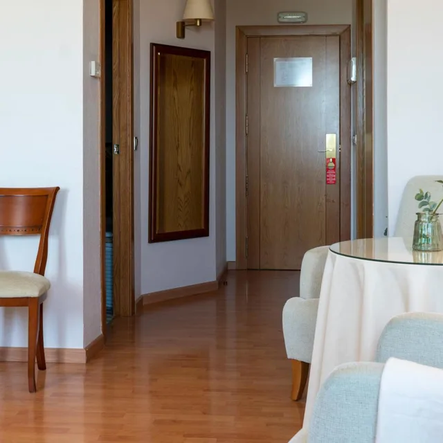 جناح بسرير مزدوج، Restaurante Emilio 3/7