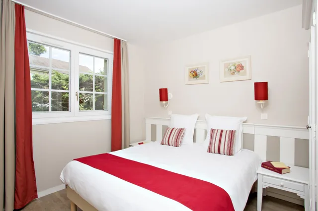 3 Bedrooms, Story, House, Single, 4 Beds, Sofa, Terrace، Village Normandy Garden Pierre & Vacances 1/6