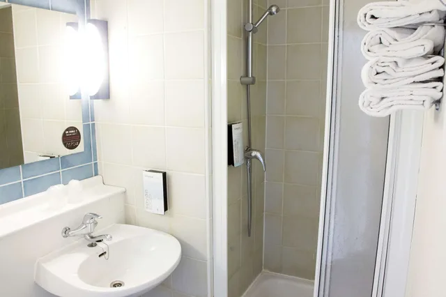 غرفة قياسية بسرير مزدوج، Hotel Restaurant Campanile Dijon Centre Gare 8/9