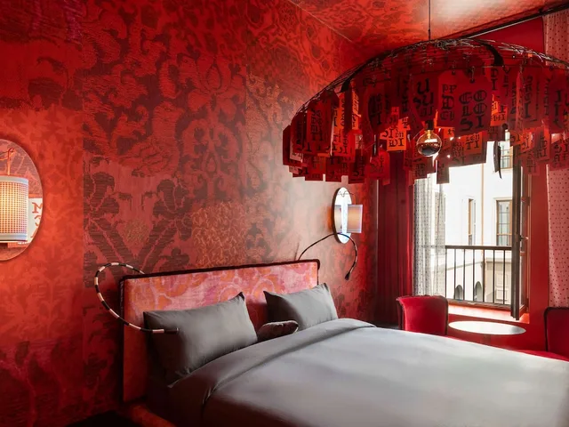 Medium Paradiso، 25hours Hotel Piazza San Paolino 5/10
