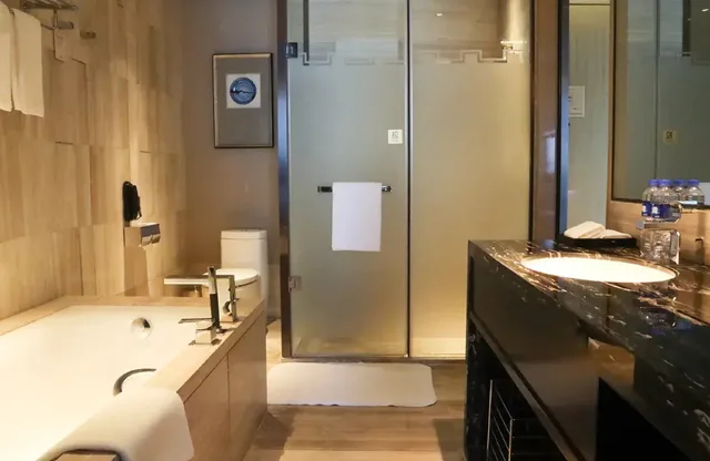 غرفة ديلوكس بسريرين منفصلين، Wanda Realm Jingzhou 2/2