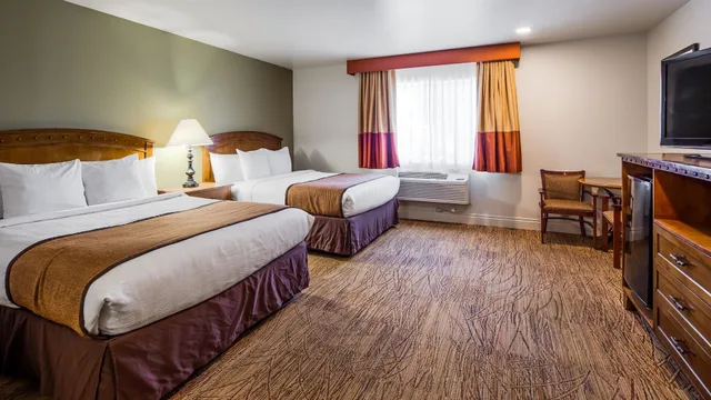 Standard, 2 Queen Beds, Accessible, Best Western Red Hills 3/6
