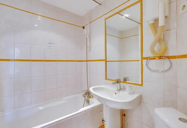 غرفة ثلاثية بسرير مزدوج وسرير فردي، HOTEL DU SQUARE D ANVERS 5/8