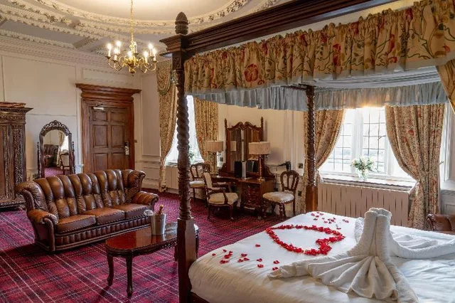 Super, Suite, King Bed، Castle Bromwich Hall Hotel, BW Signature Collection 1/1