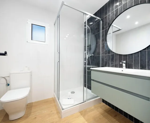 Family, Apartment, 1 Double and 3 Single Beds، Animapartments Sants 7/8