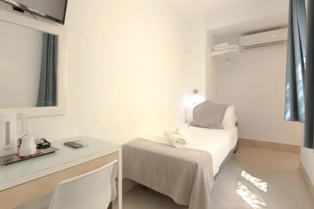 Room, Single, Hotel La Milagrosa 7/10