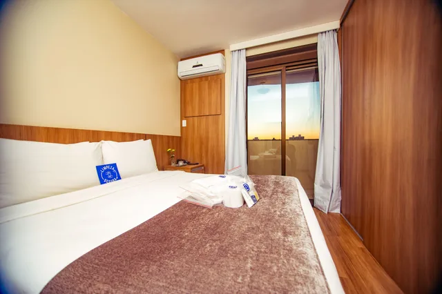غرفة فاخرة بسرير مزدوج، Blue Tree Millenium 1/3