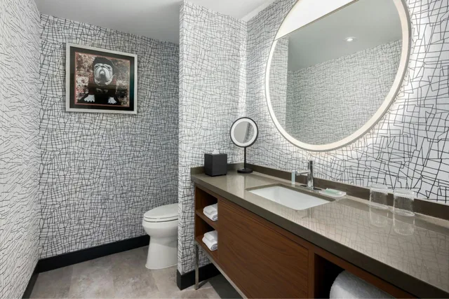 1 Bedroom, Presidential, Suite, King Bed, Dining Area, Sofa, Large, Courtyard Athens Downtown 2/3