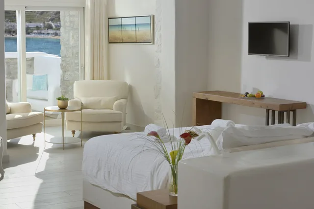 3 Bedrooms, Coast, Life, Suite, Villa, King and Queen and Twin Beds، Nissaki Boutique 4/9