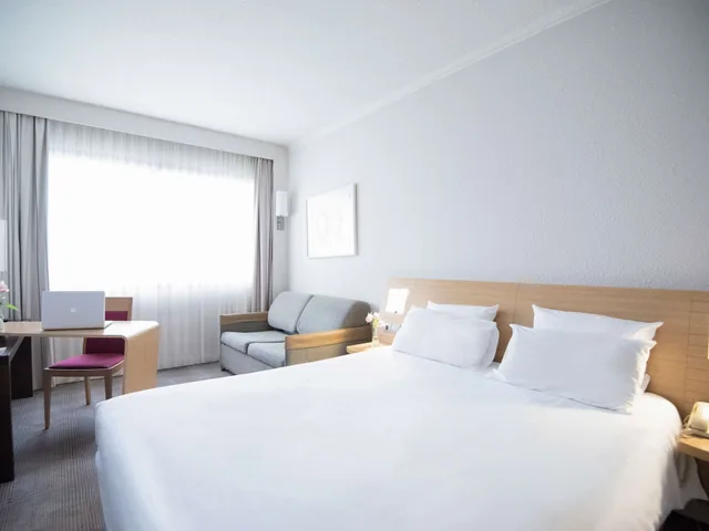 غرفة تنفيذية بشرفة، Novotel Athenes 5/10