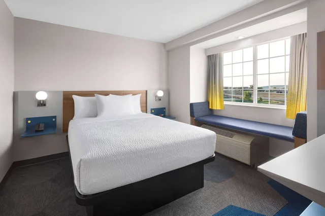 جناح عائلي بسريرين كوين، Microtel Inn Suites by Wyndham Rapid City 3/5